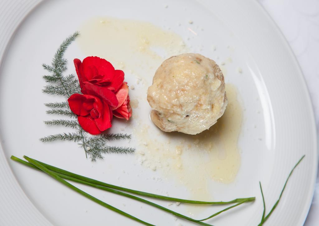 סלורנו Hotel Comfort Erica Dolomiti Val D'Adige מראה חיצוני תמונה