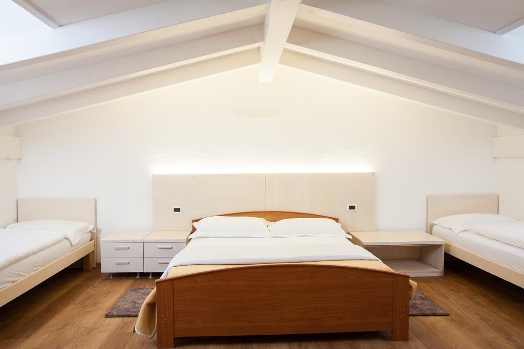סלורנו Hotel Comfort Erica Dolomiti Val D'Adige מראה חיצוני תמונה